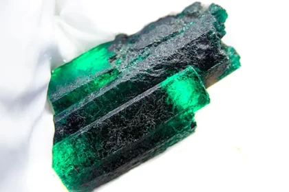From Rough to Refined Transforming a Raw Emerald!