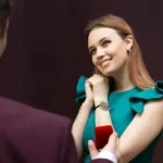 Woman notice a man